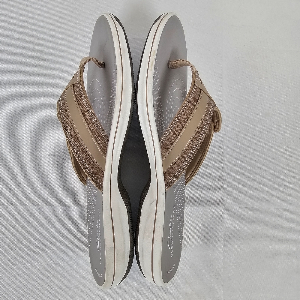 Clarks Cloudsteppers Breeze Sea Thong Sandals Size 9 Comfort Cushioned - Picture 7 of 14